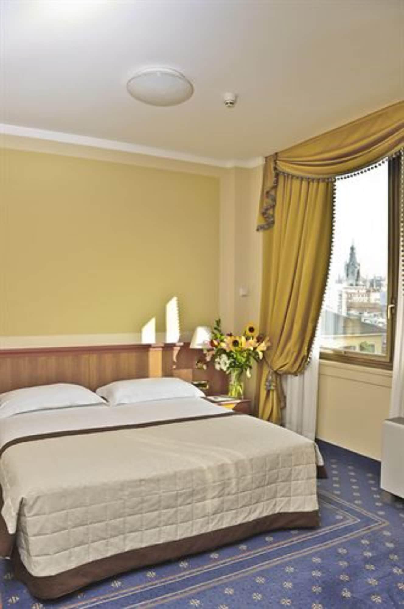 Hotel Lloyd ミラノ エクステリア 写真