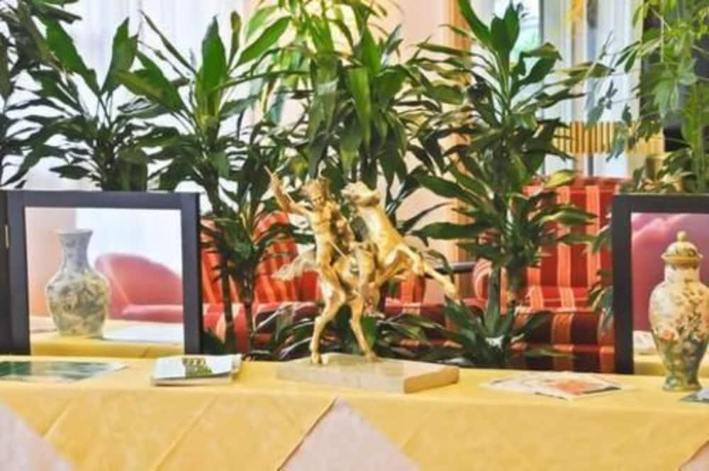 Hotel Lloyd ミラノ エクステリア 写真