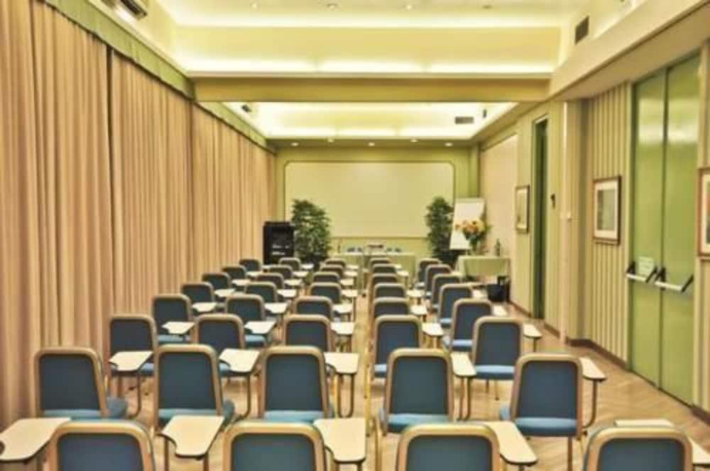 Hotel Lloyd ミラノ エクステリア 写真