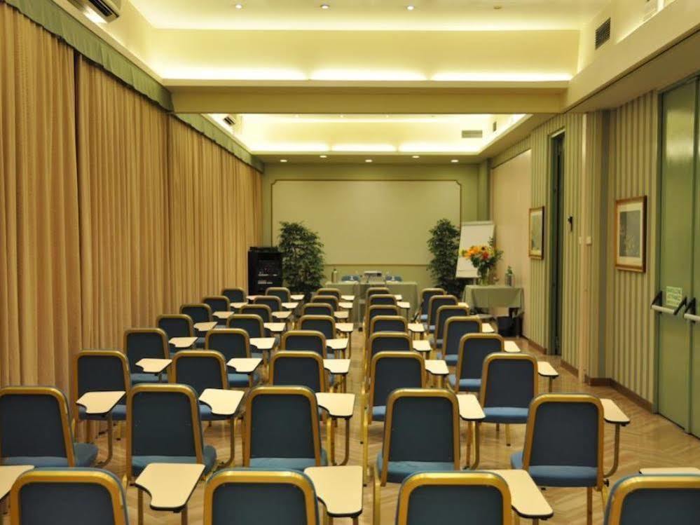 Hotel Lloyd ミラノ エクステリア 写真