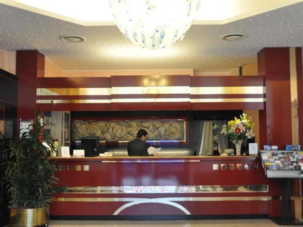 Hotel Lloyd ミラノ エクステリア 写真
