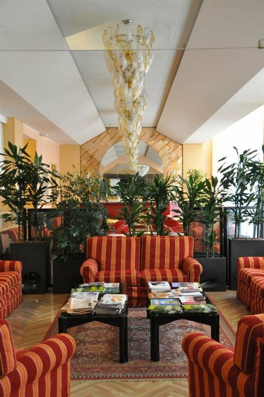 Hotel Lloyd ミラノ エクステリア 写真